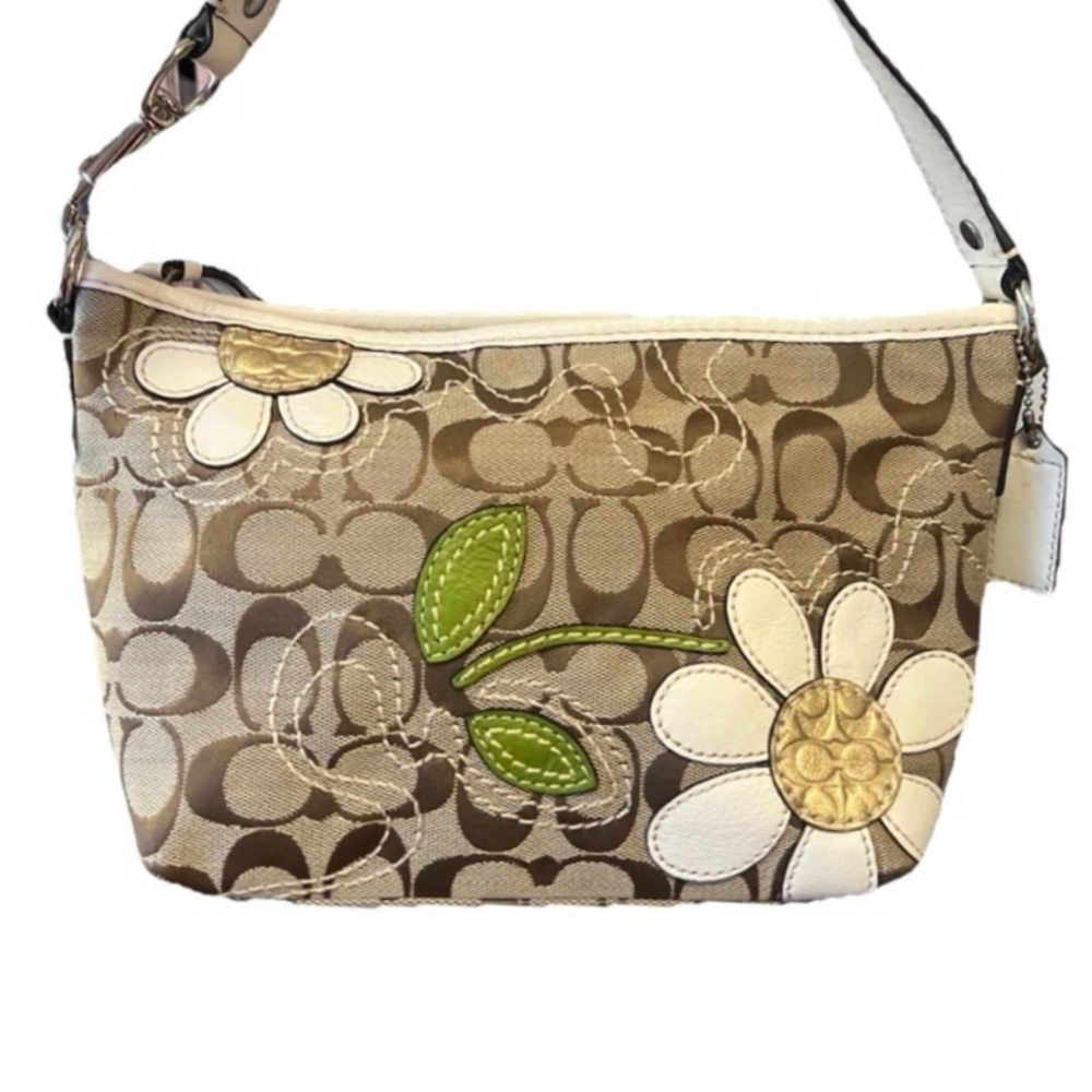 Coach Vintage Beige & Cream Signature Daisy Appliqué Shoulder Bag Green Interior